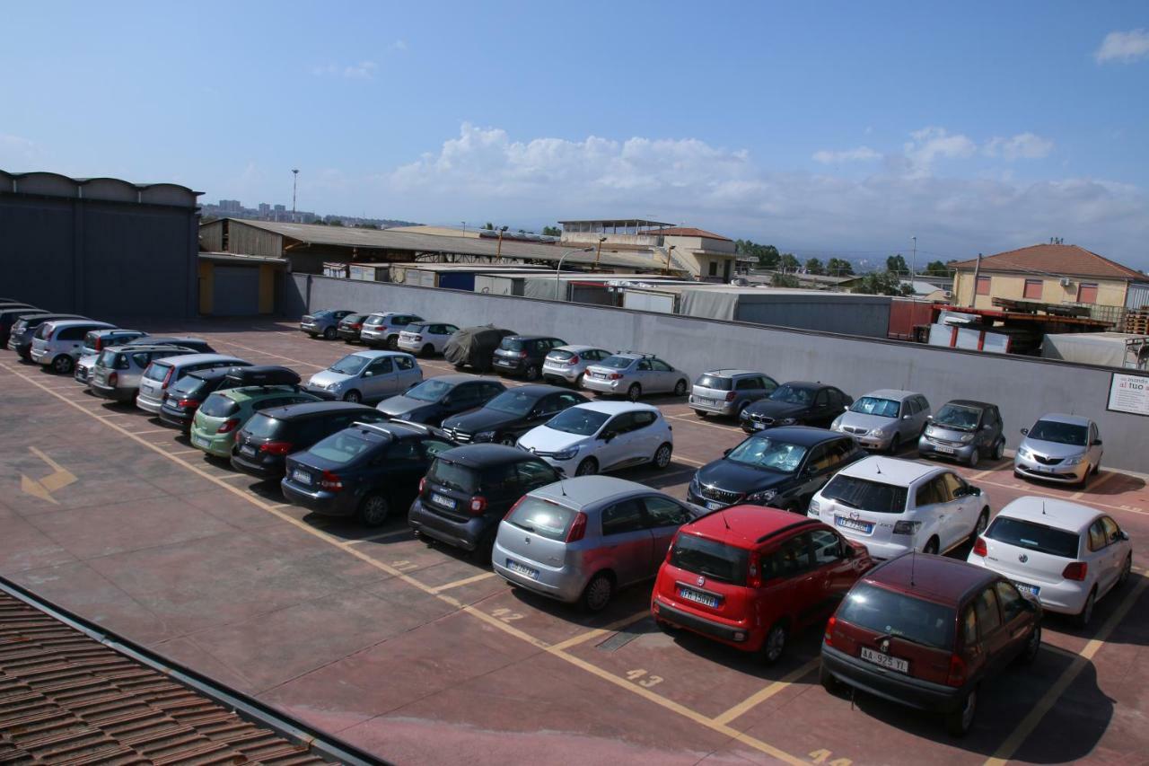 Etna Parking Catânia Exterior foto
